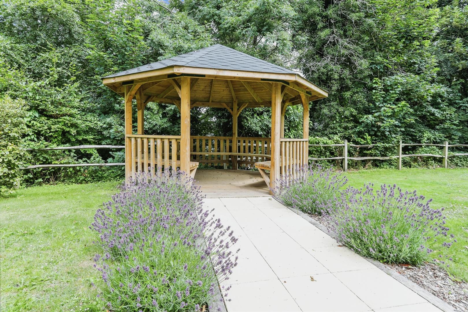 Shackleton Place, Bath Road, Devizes, Wiltshire, SN10 2GZ