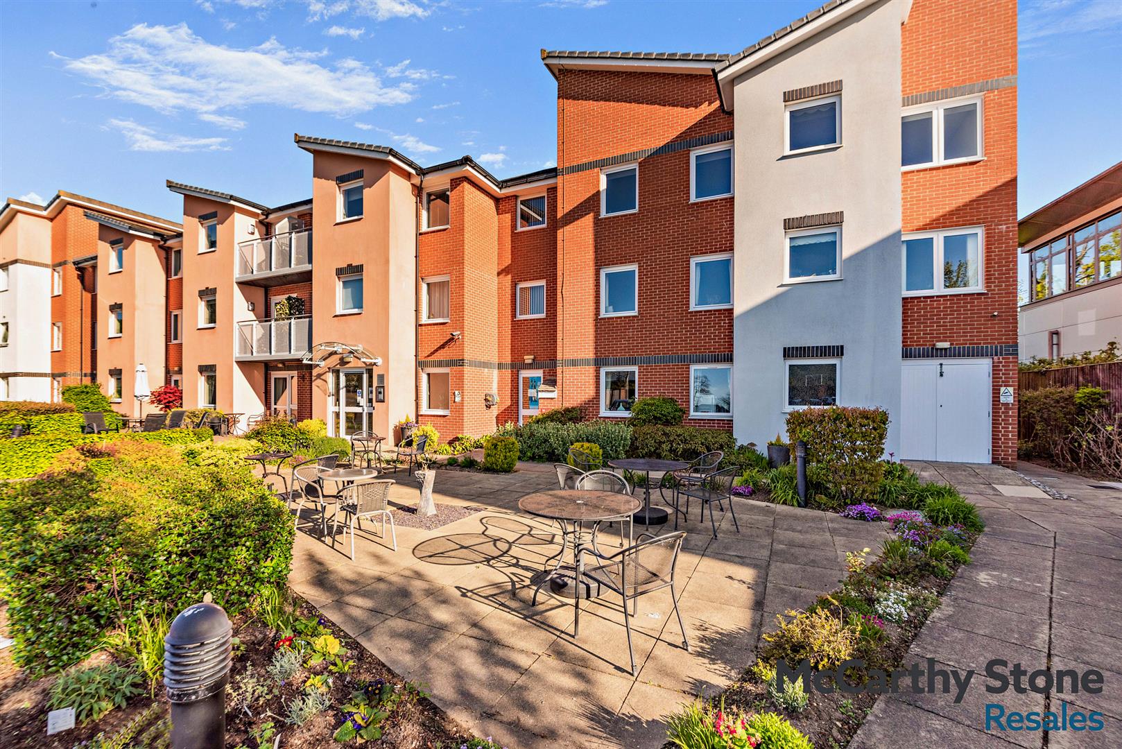 Benedict Court, Western Avenue, Newbury, Berkshire, RG14 1AR