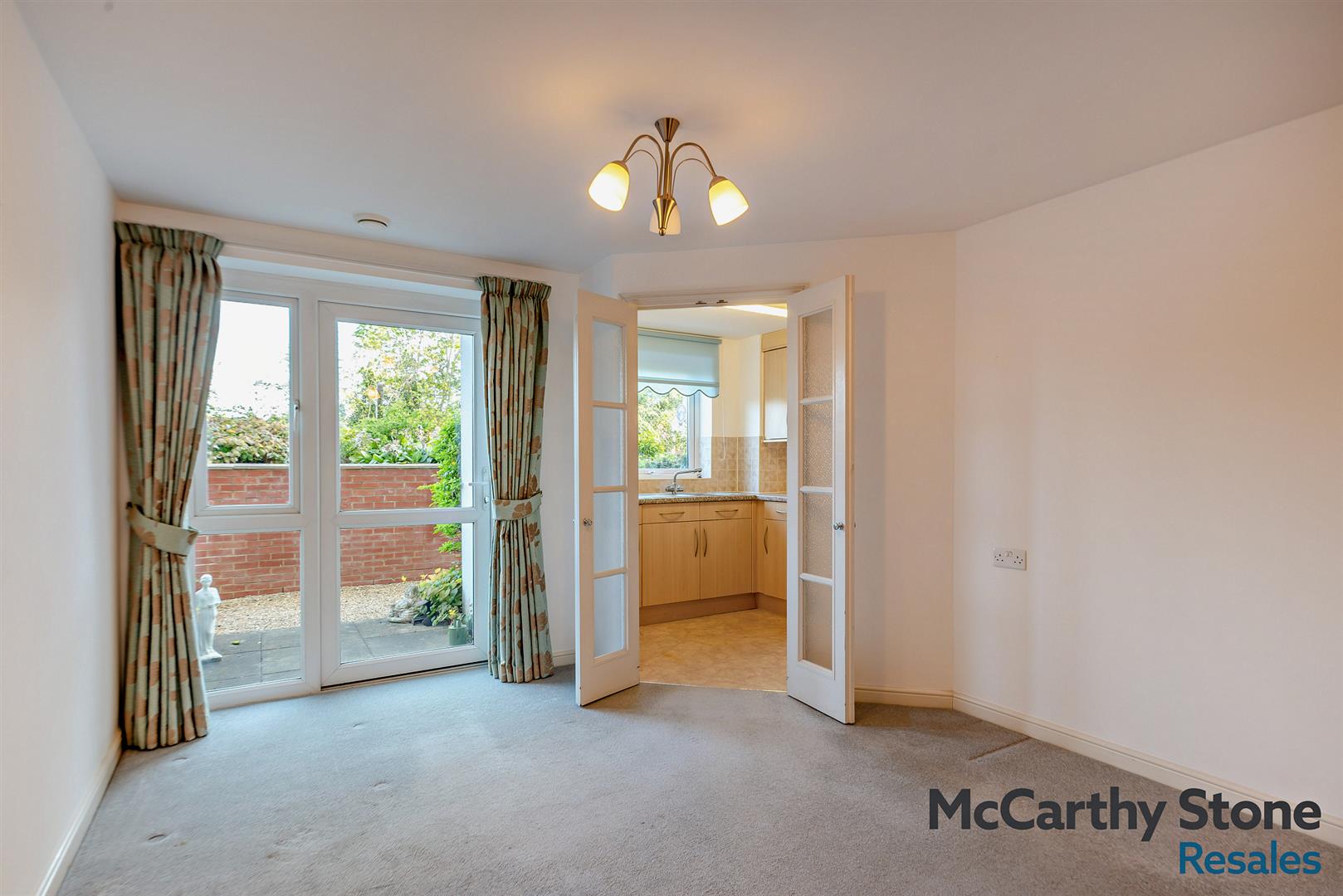 Benedict Court, Western Avenue, Newbury, Berkshire, RG14 1AR