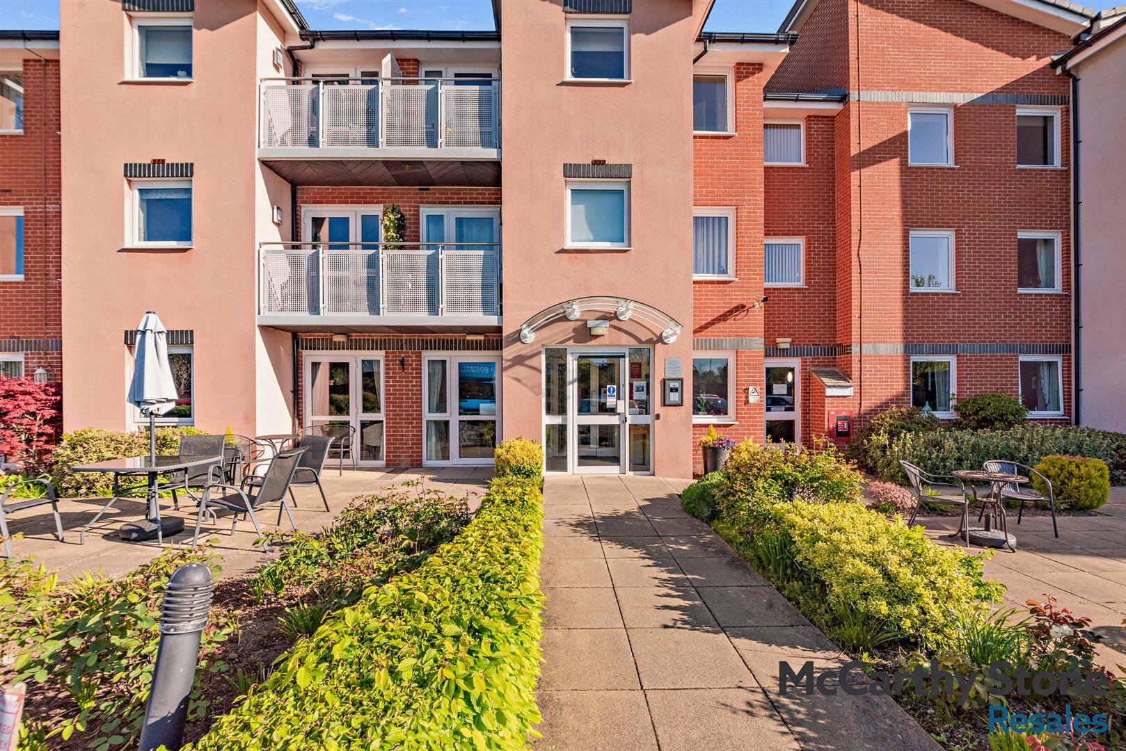 Benedict Court, Western Avenue, Newbury, Berkshire, RG14 1AR