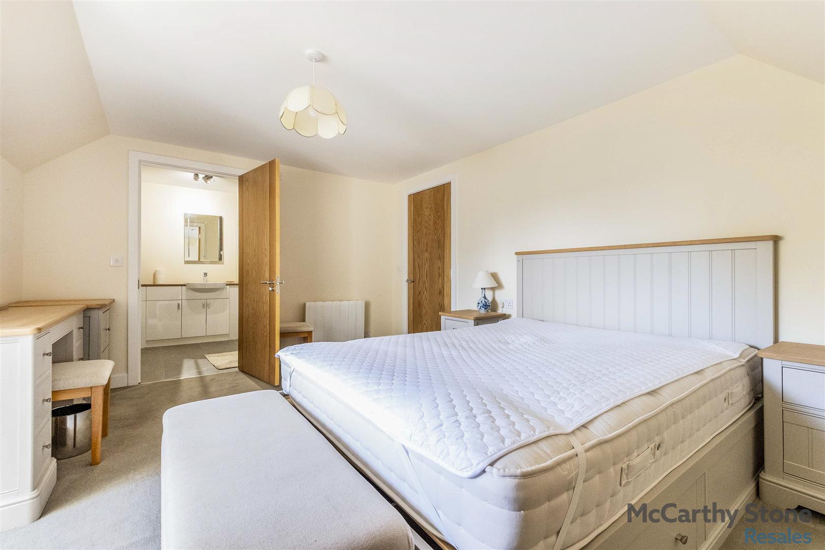 Oakwood Court, Crown Avenue, Inverness, IV2 3FN