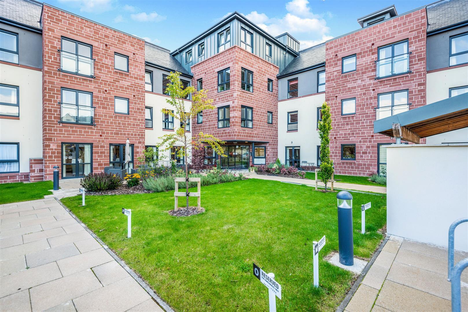 Oakwood Court, Crown Avenue, Inverness, IV2 3FN