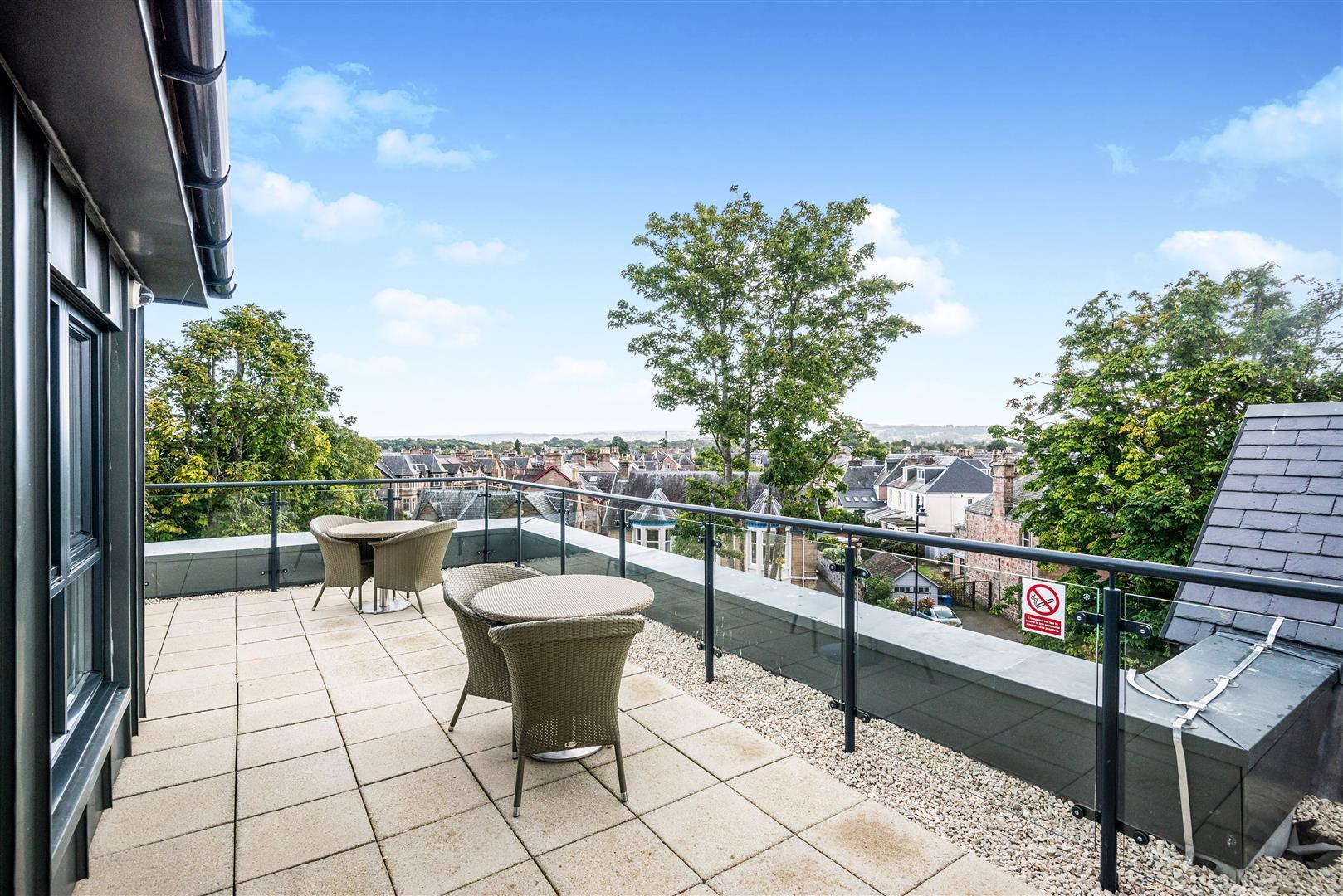 Oakwood Court, Crown Avenue, Inverness, IV2 3FN