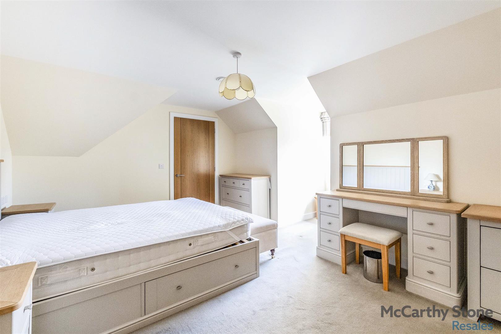 Oakwood Court, Crown Avenue, Inverness, IV2 3FN