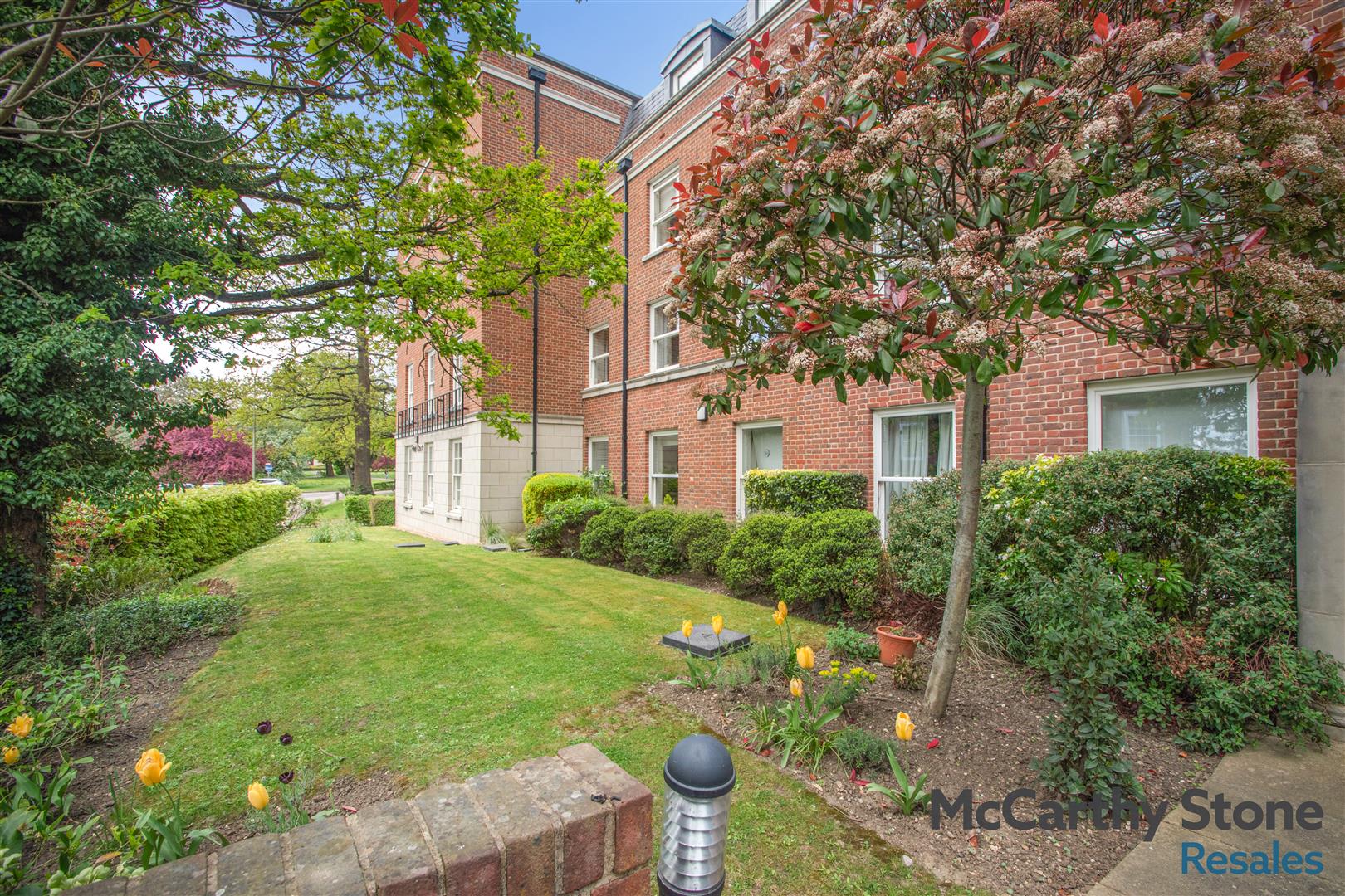 Peel Court, College Way, Welwyn Garden City, Hertfordshire, AL8 6DG