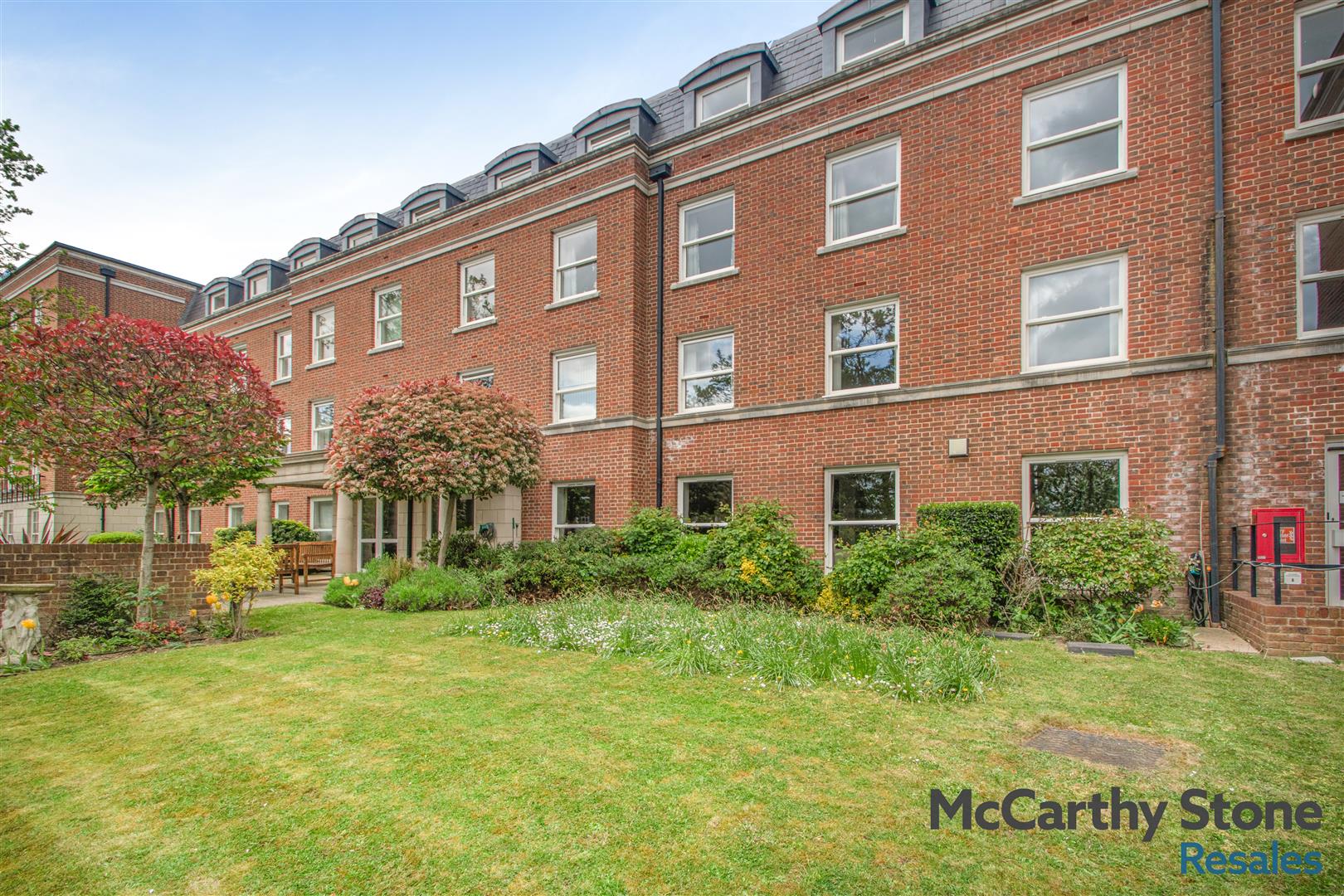 Peel Court, College Way, Welwyn Garden City, Hertfordshire, AL8 6DG