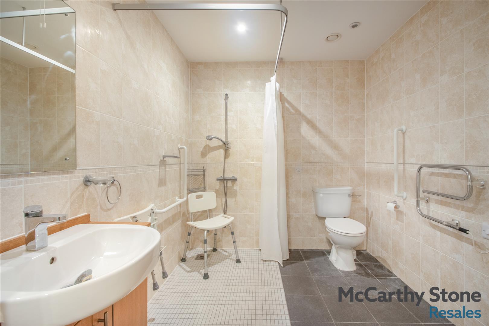 Peel Court, College Way, Welwyn Garden City, Hertfordshire, AL8 6DG