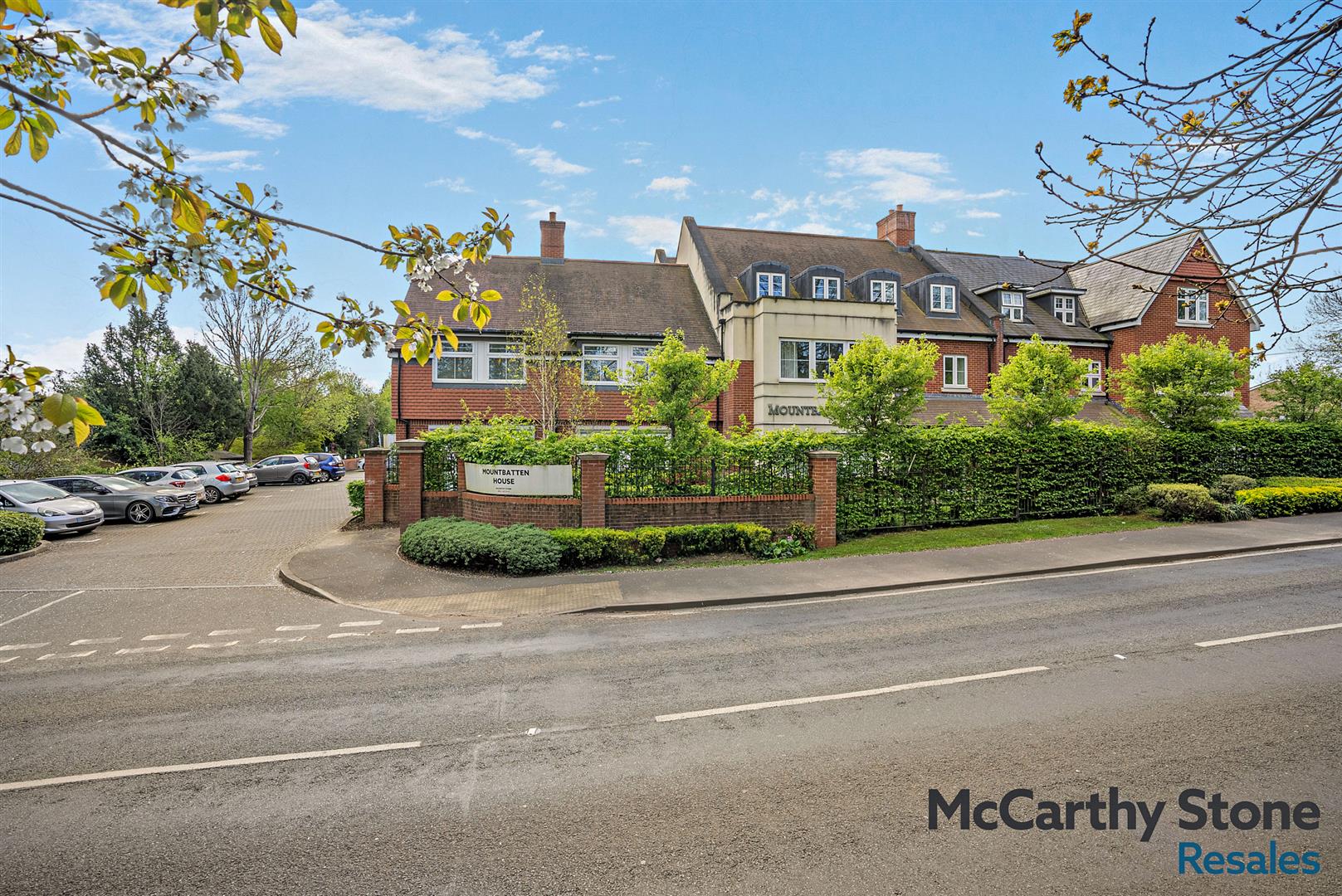 Mountbatten House, Hempstead Road, Hemel Hemp, HP3 0HE