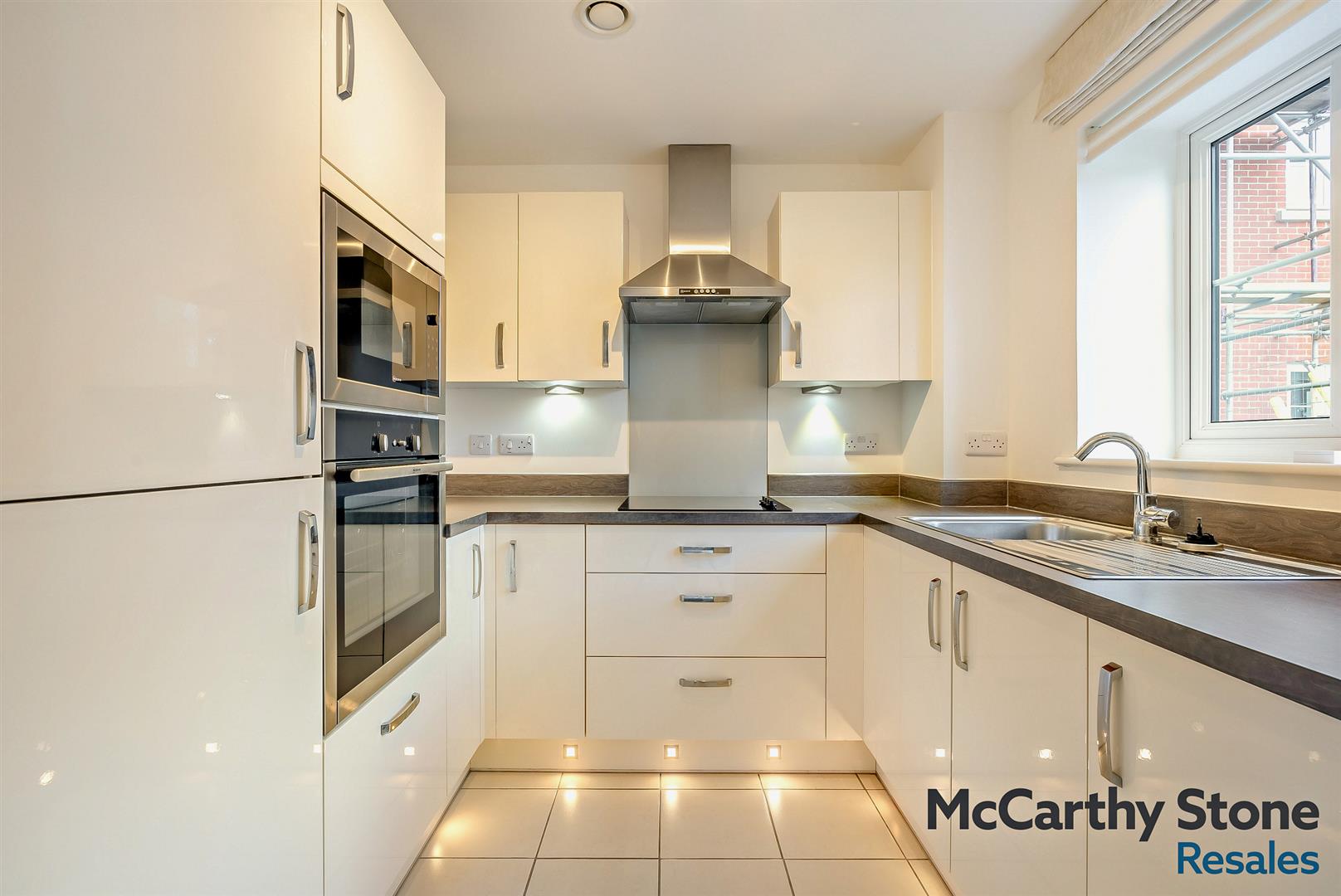 Mountbatten House, Hempstead Road, Hemel Hemp, HP3 0HE