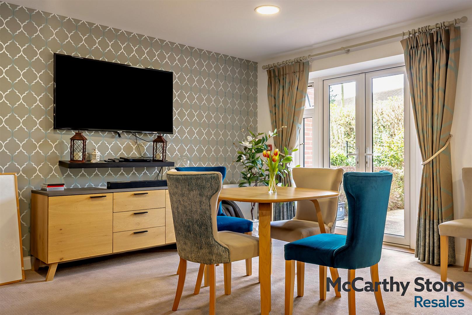 Mountbatten House, Hempstead Road, Hemel Hemp, HP3 0HE