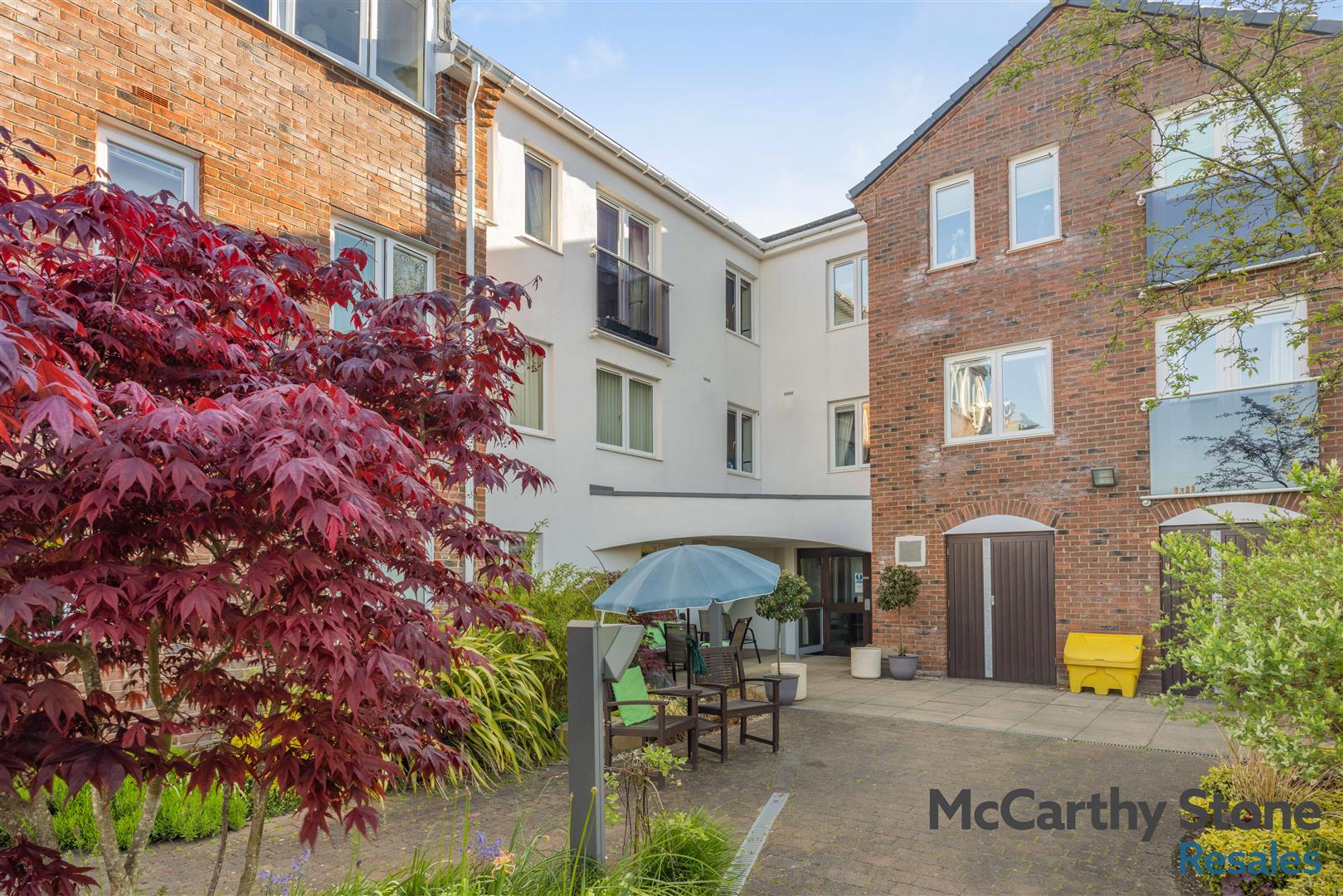 Booths Hill Close, Lymm