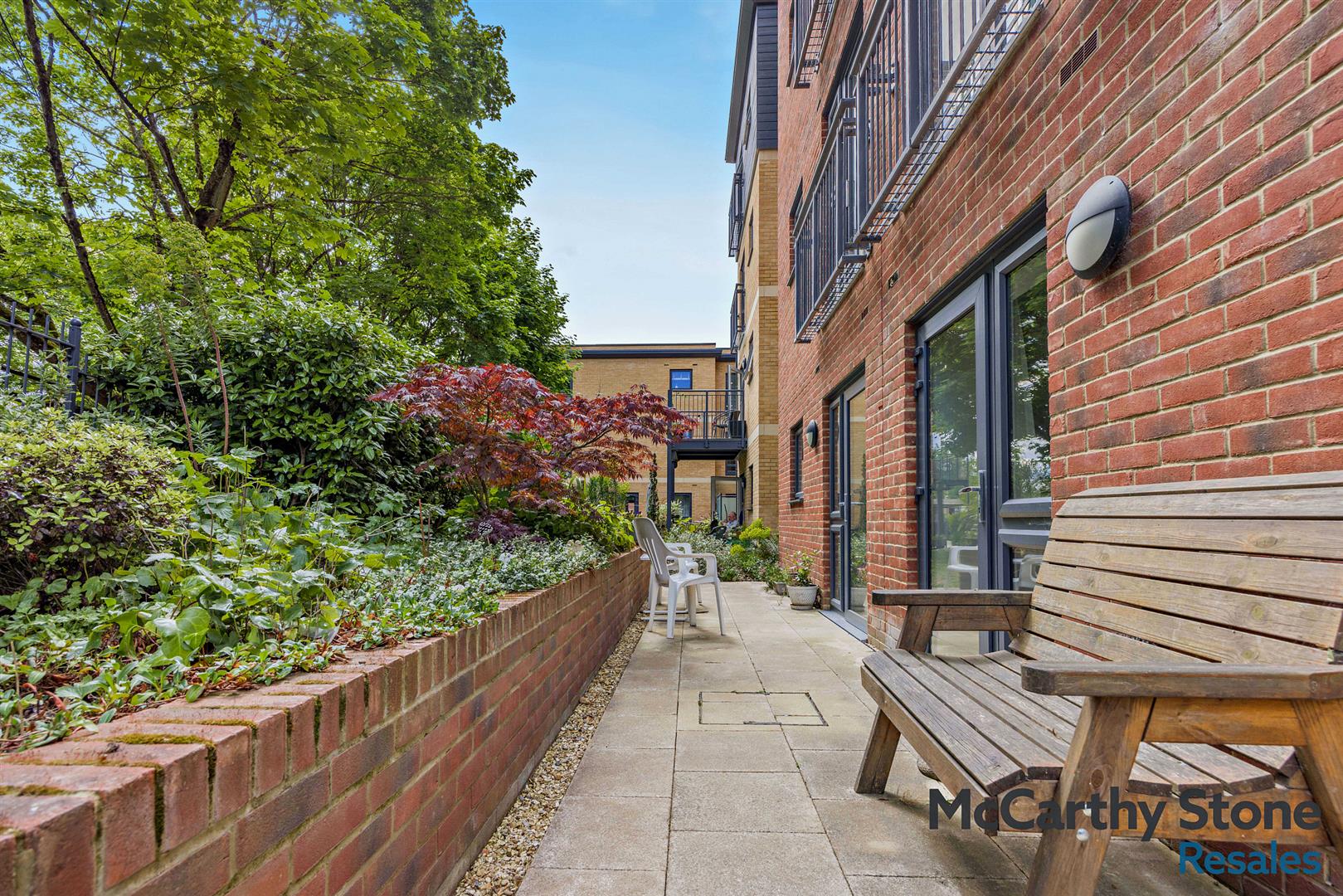 Turner Place, The Moors, Thatcham RG19 4AT