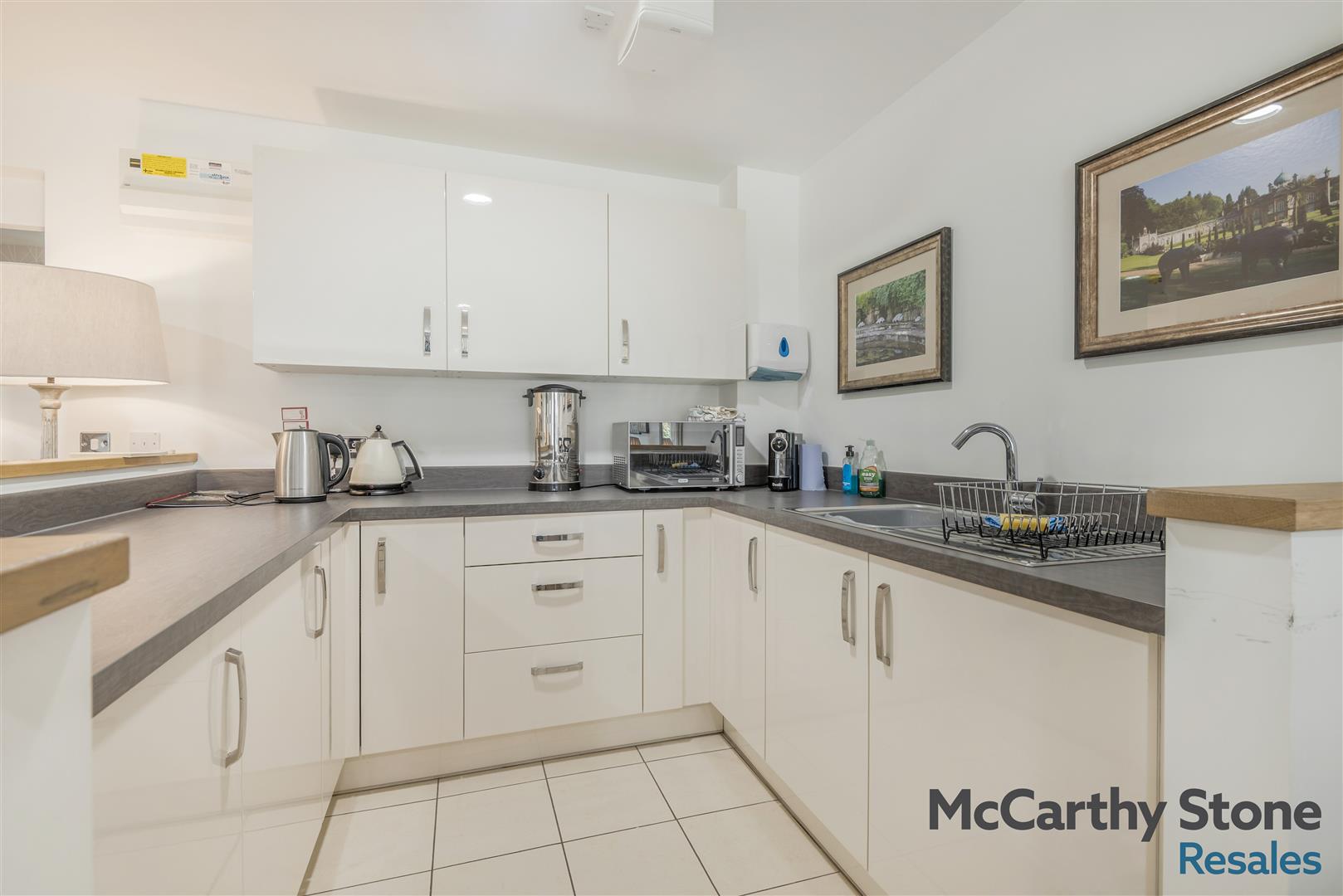 Keatley Place, Hospital Road, Moreton-in-Marsh. GL56 0DQ