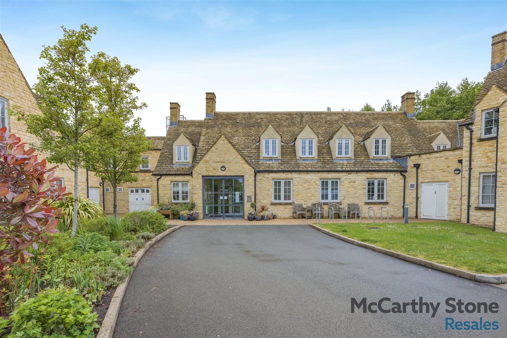 Hawkesbury Place, Fosseway, Stow on the Wold