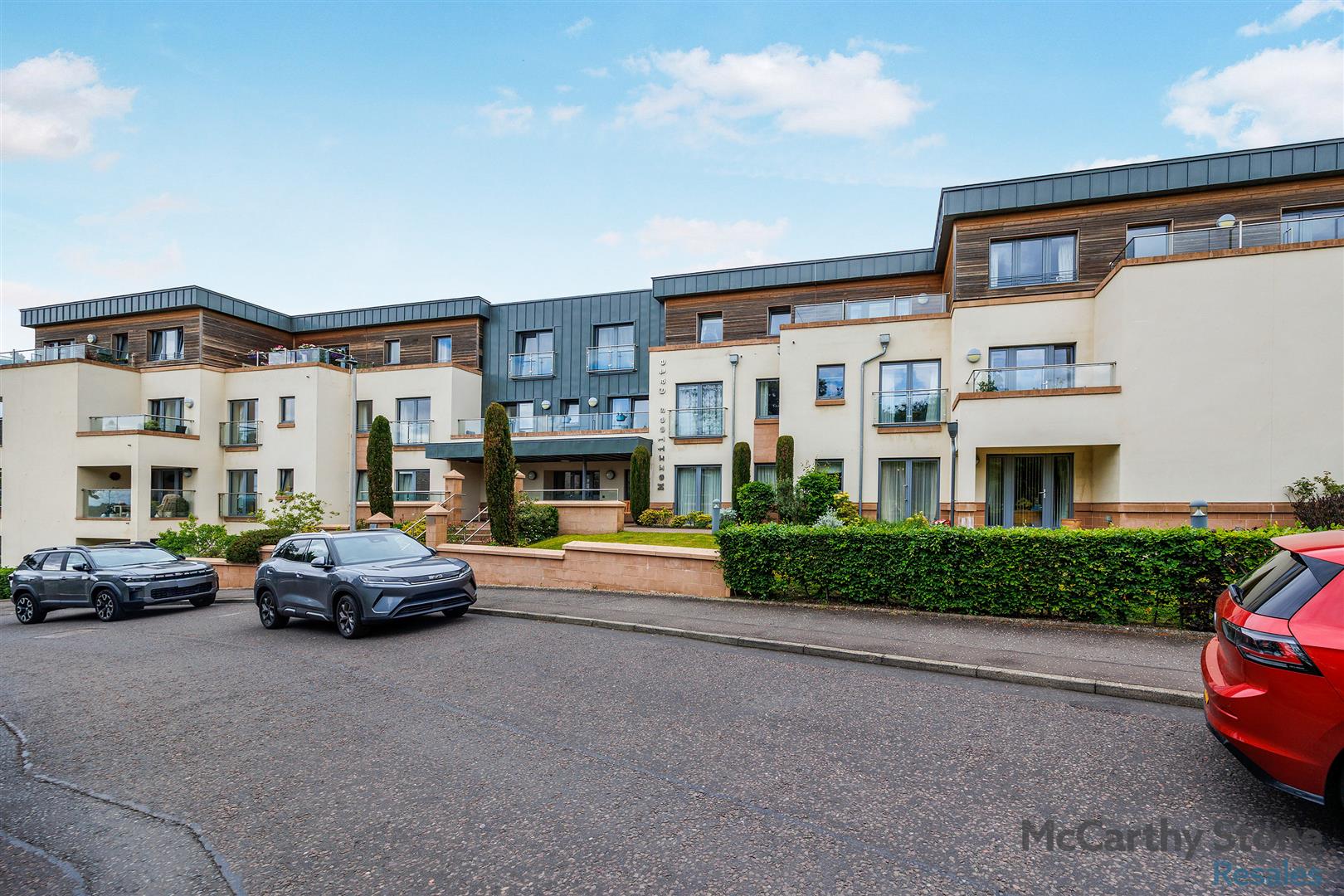 Merrilees Gate, 50 Baberton Avenue, Juniper Green, EH14 5DU