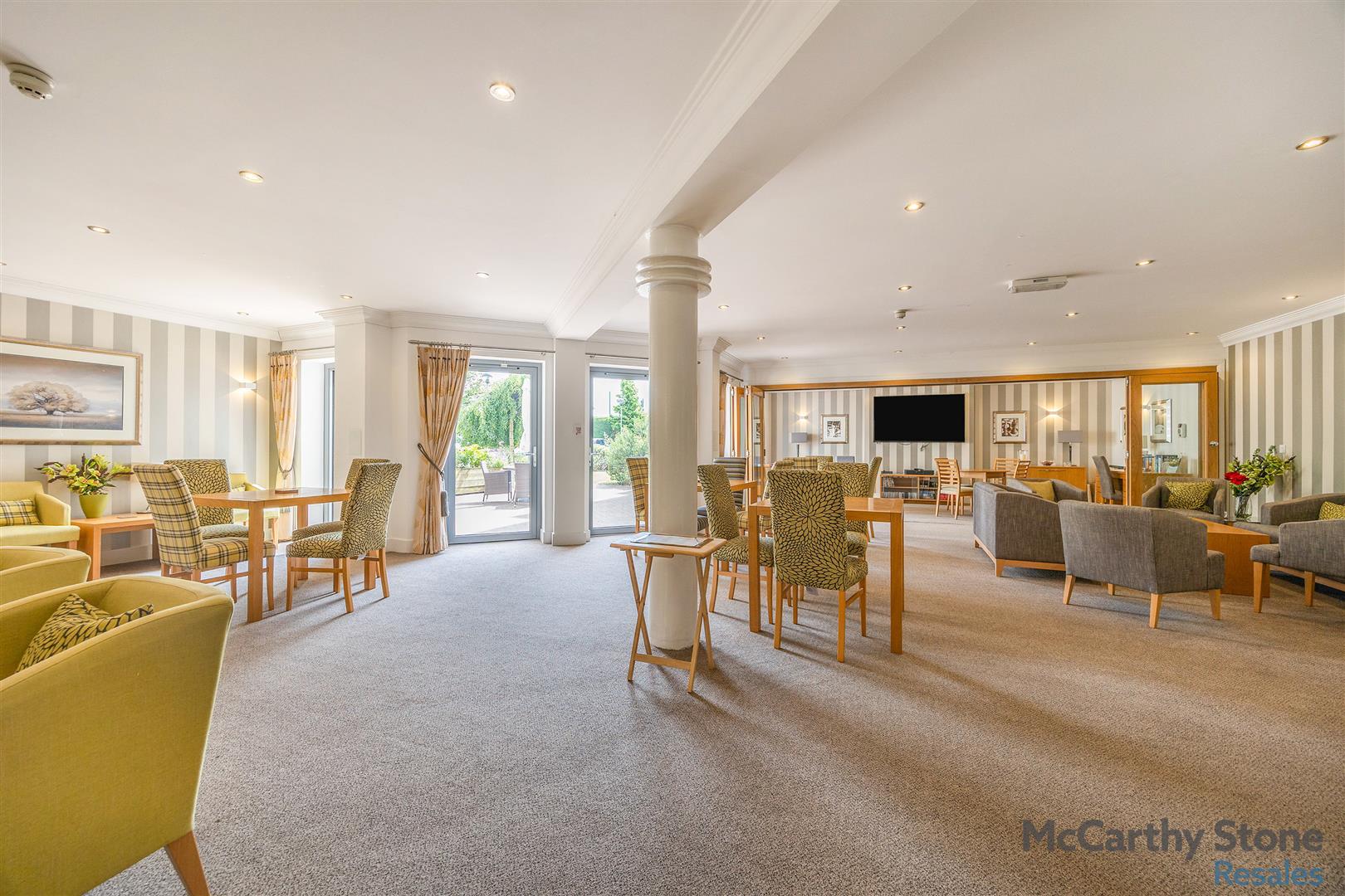 Merrilees Gate, 50 Baberton Avenue, Juniper Green, EH14 5DU