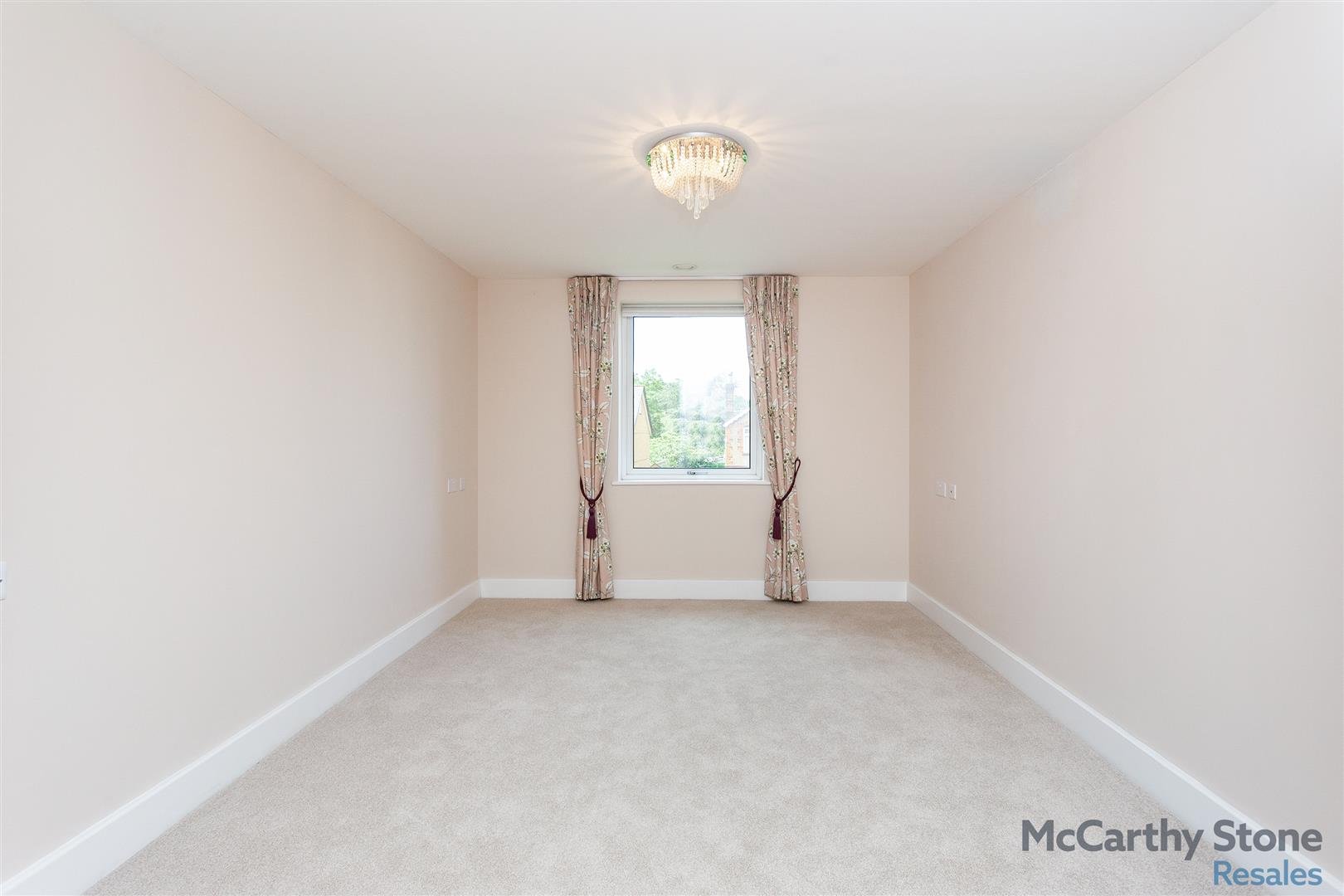 Josiah Drive, Ickenham