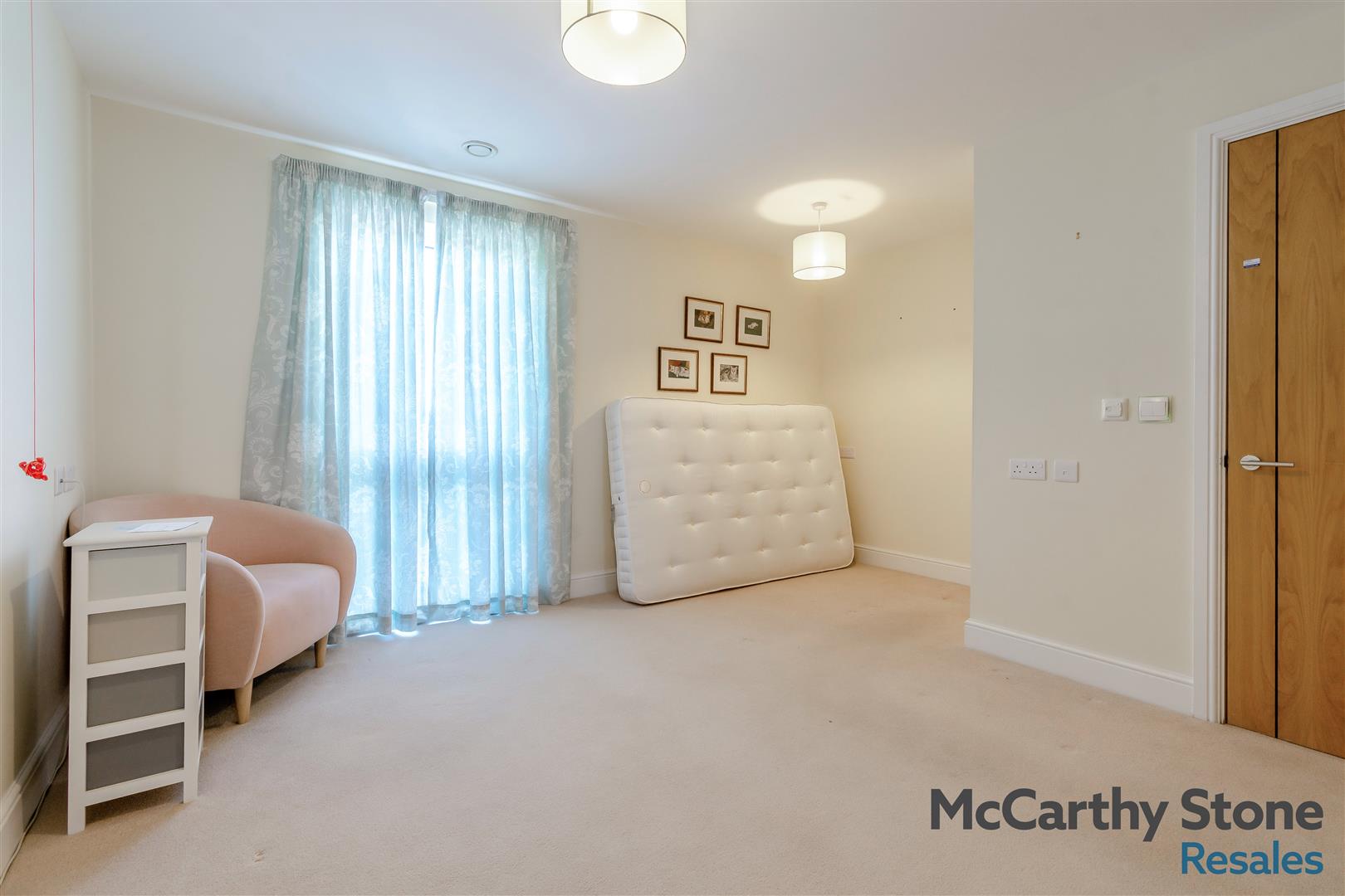Wilford Lane, West Bridgford. Penthouse Apartment