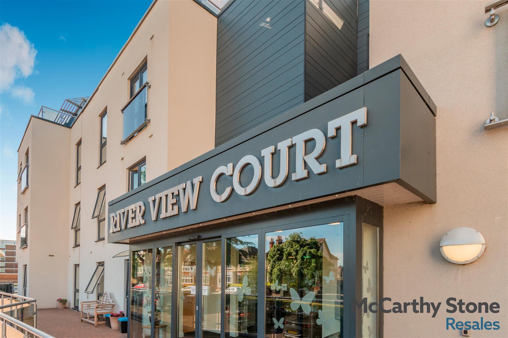 Wilford Lane, West Bridgford. Penthouse Apartment