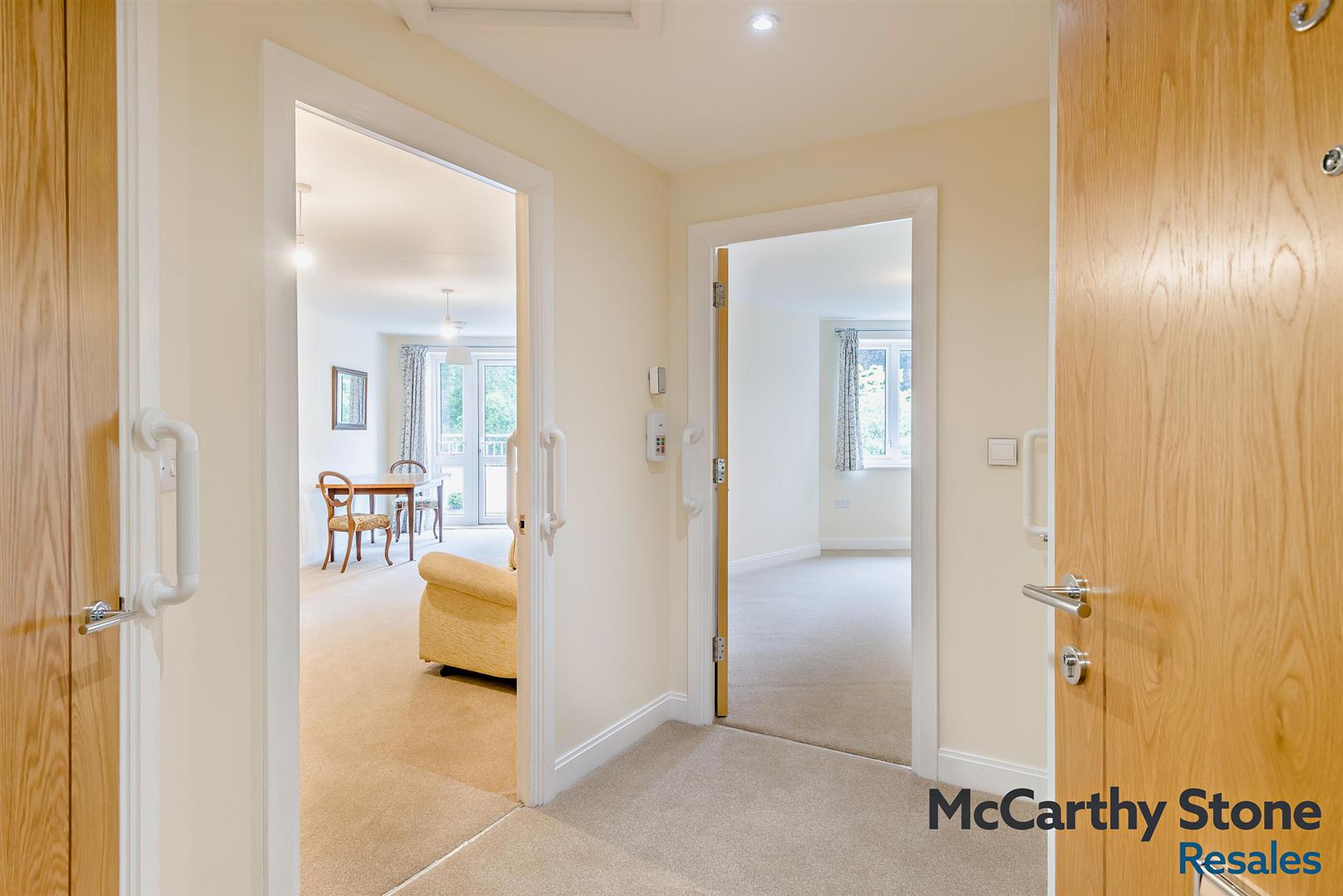 Shackleton Place, Bath Road, Devizes, Wiltshire, SN10 2GZ