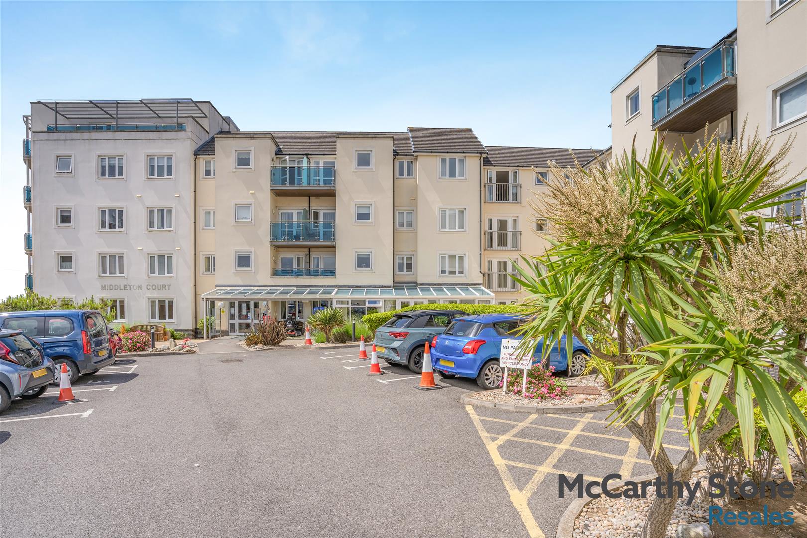 Middleton Court, Picton Avenue, Porthcawl CF36 3BF