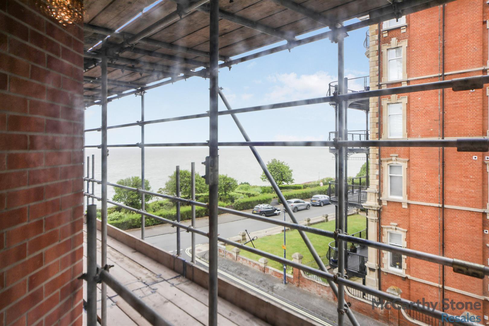 Pavilion Court, Hamilton Gardens, Felixstowe, IP11 7FA