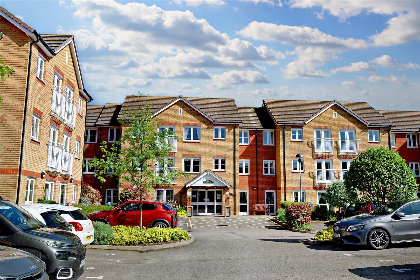 Goodes Court, Royston, Herts, SG8 5FF