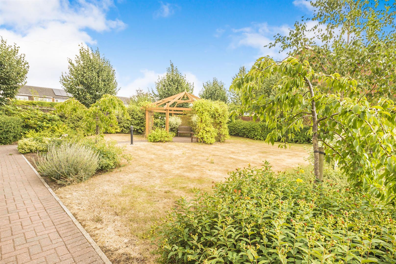 Goodes Court, Royston, Herts, SG8 5FF