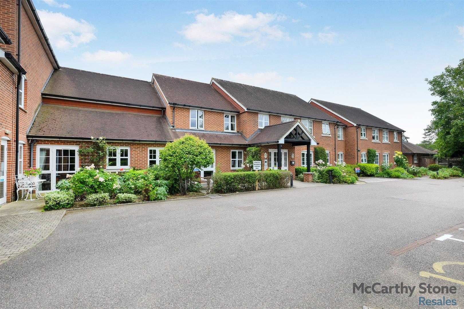 Stewart Court, High Street, Epping, CM16 4FJ