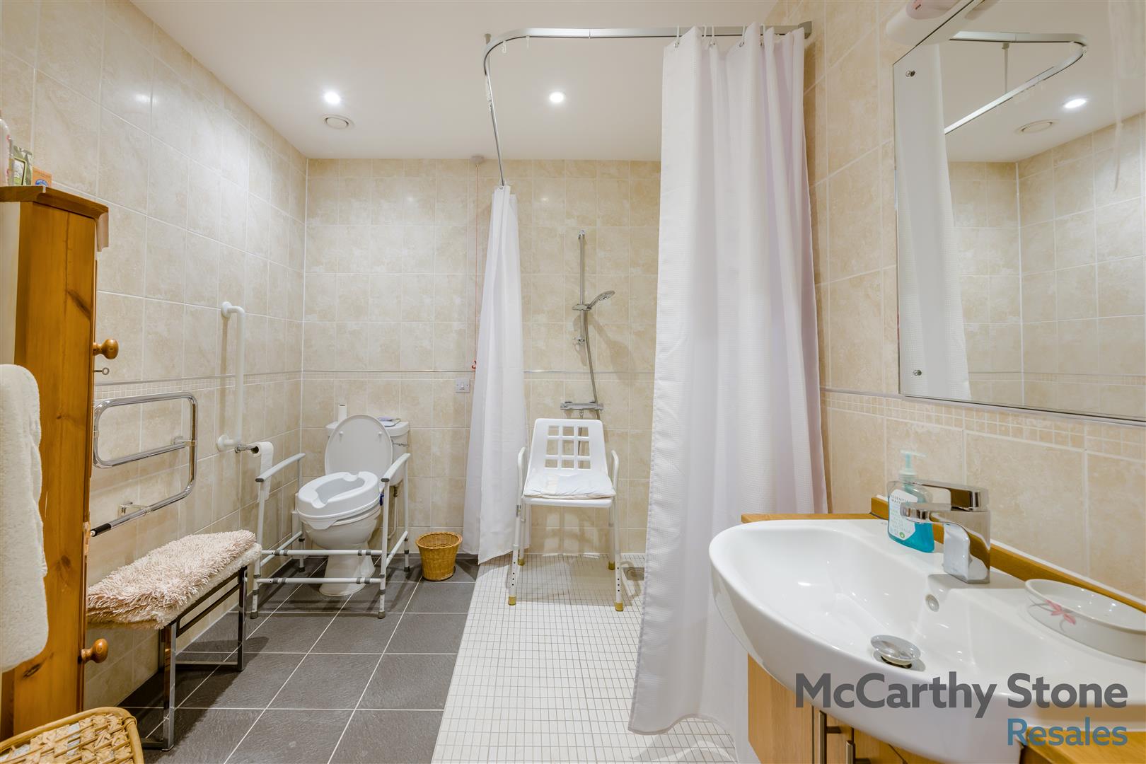 Peel Court, College Way, Welwyn Garden City, Hertfordshire, AL8 6DG