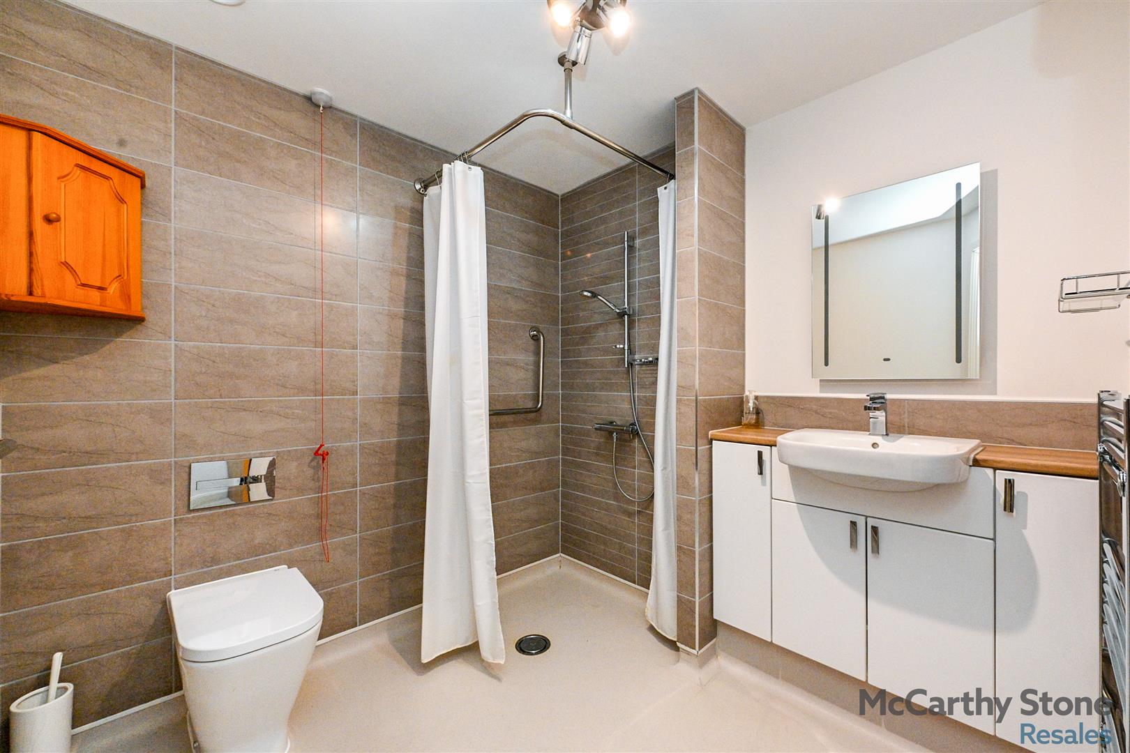 Eastland Grange, 16 Valentine Road, Hunstanton, Norfolk, PE36 5FA