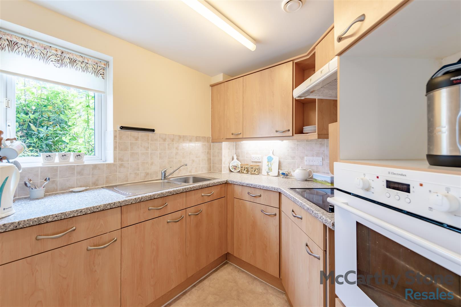 Jessop Court, Chester Road, Little Sutton,