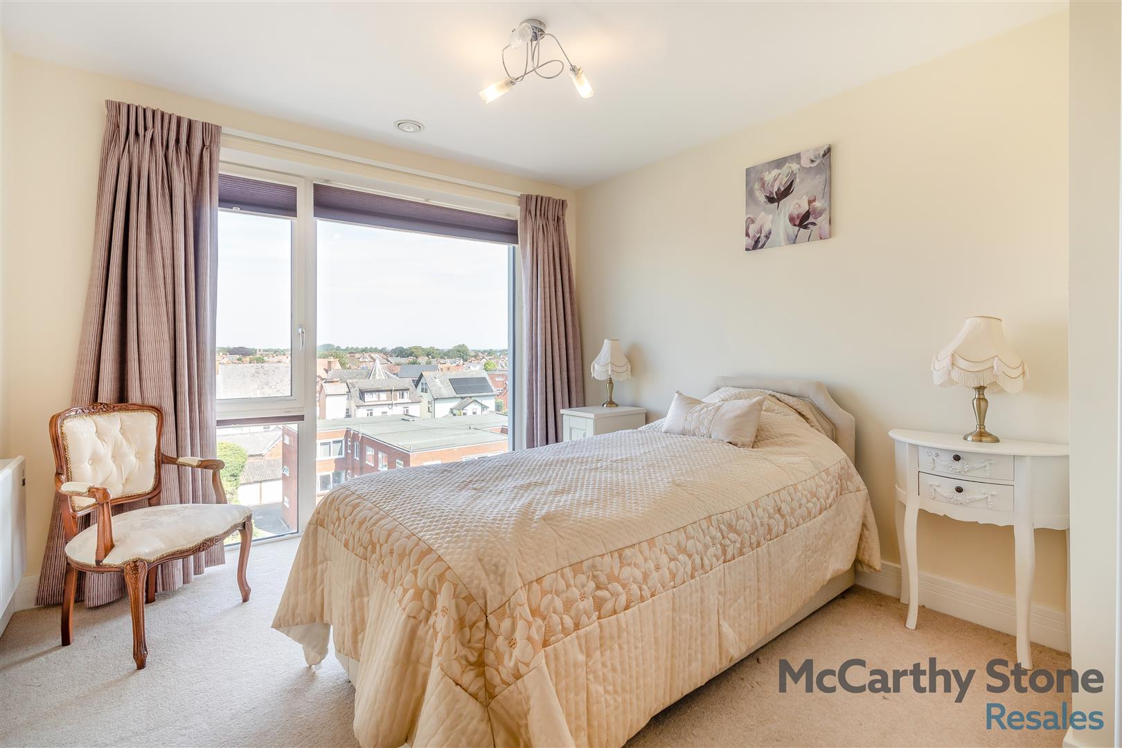 Pavilion Court, Hamilton Gardens, Felixstowe, IP11 7FA