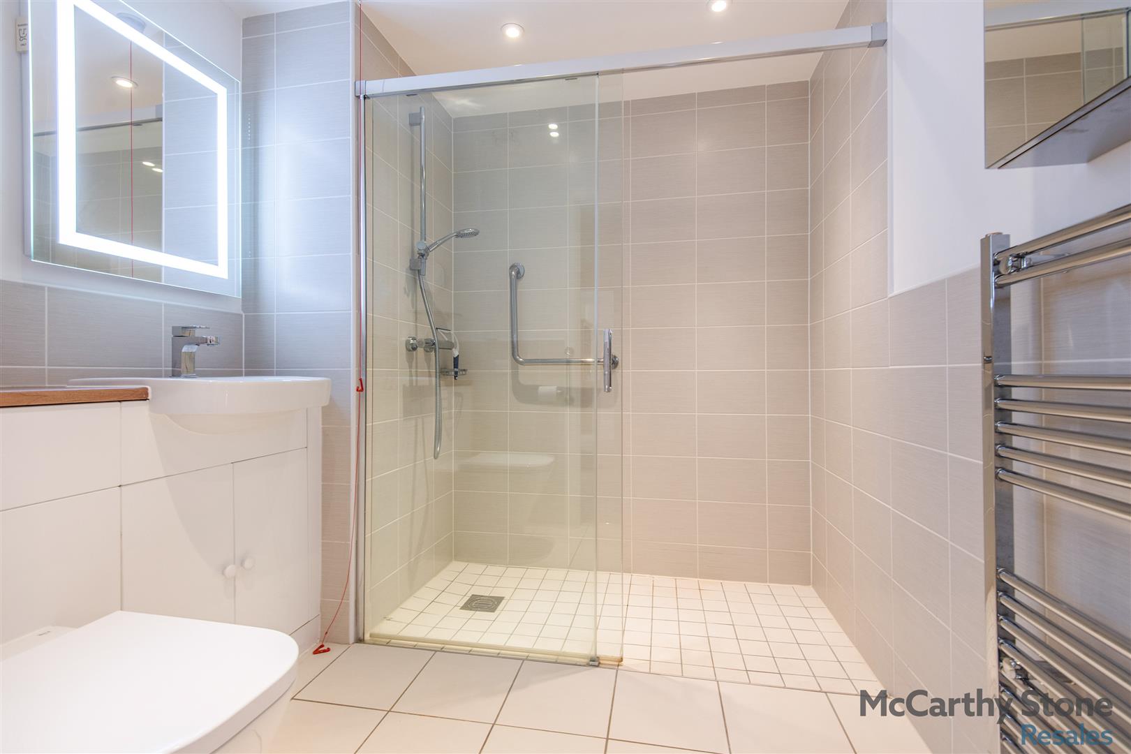 Le Jardin, Station Road, Letchworth Garden City, SG6 3BA
