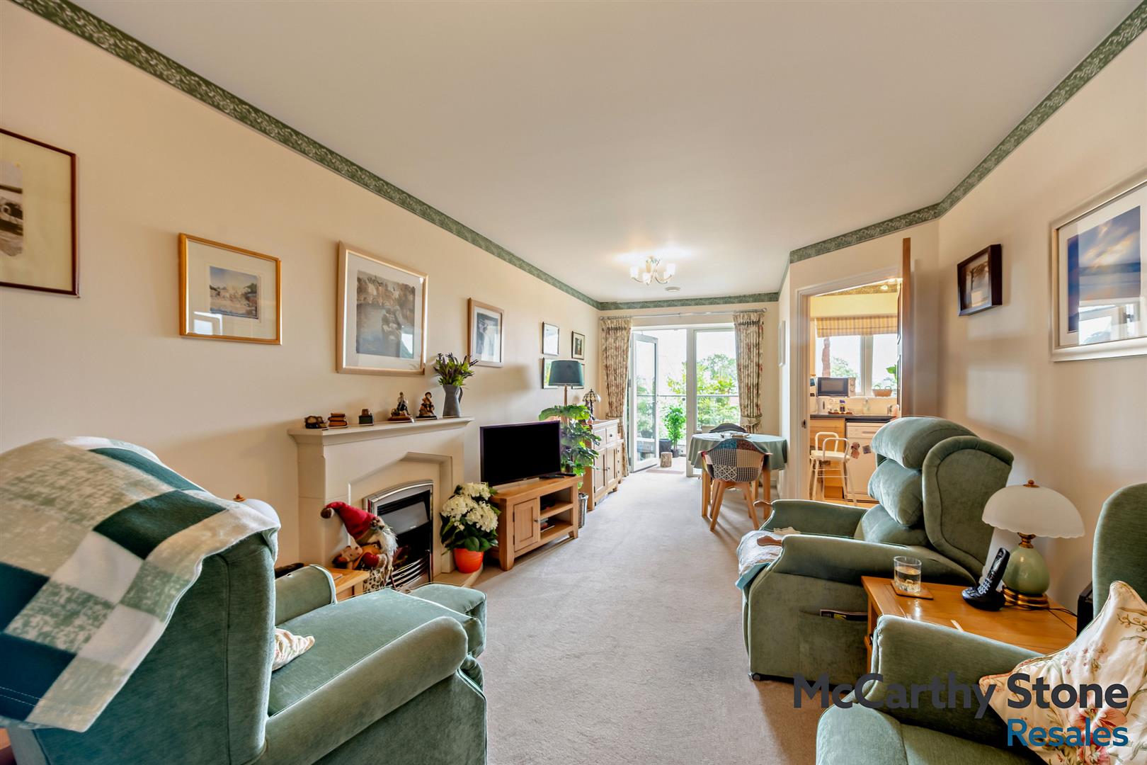 Singer Court, Manor Crescent, Paignton, TQ3 2BP