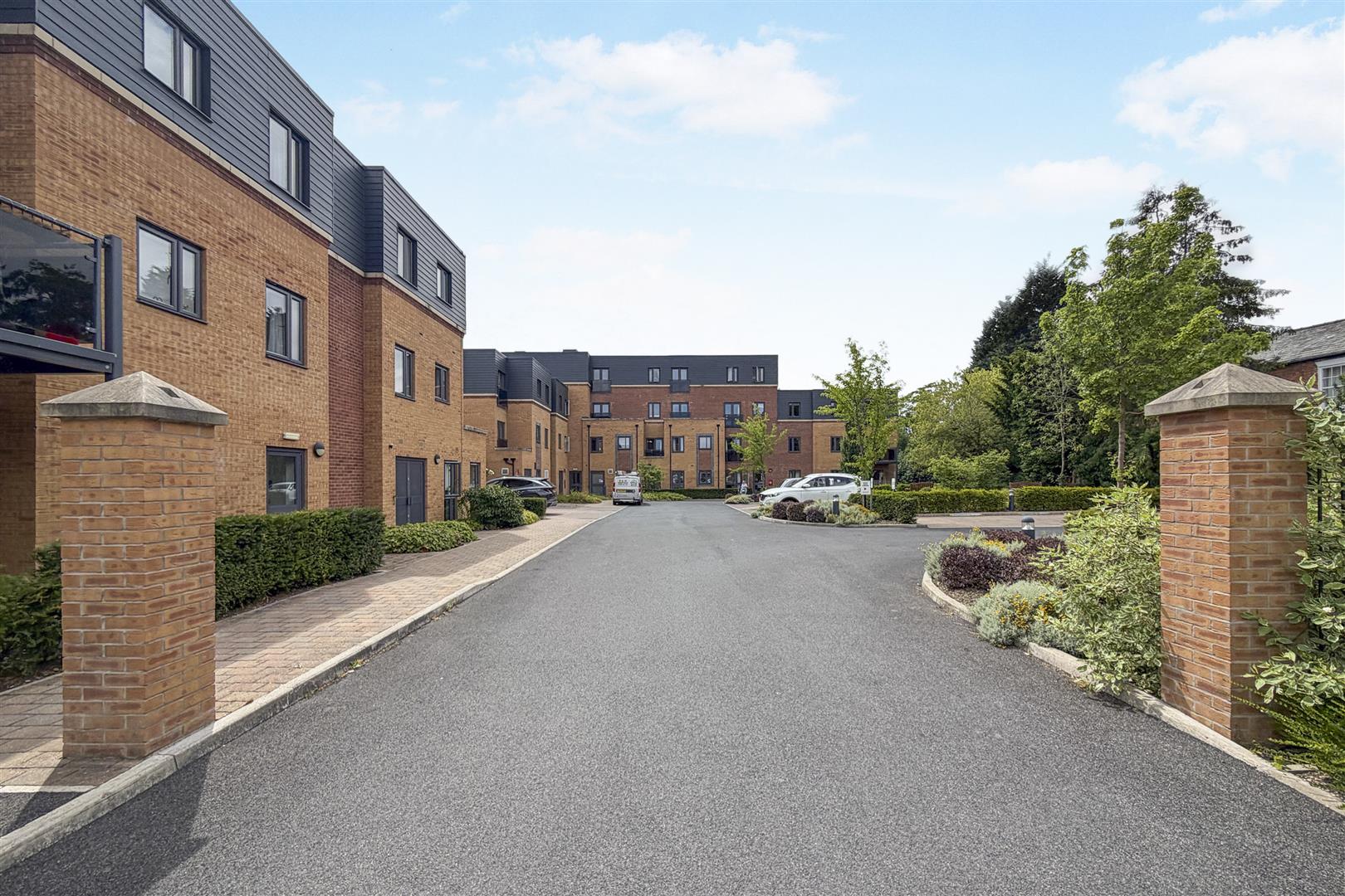 Springs Court, Cottingham