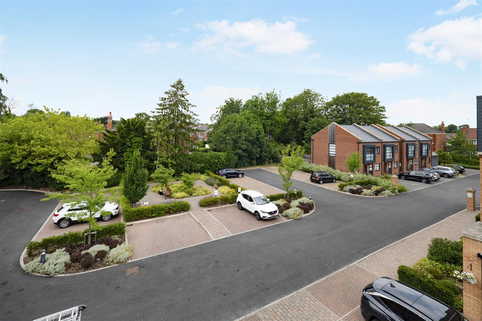 Springs Court, Cottingham