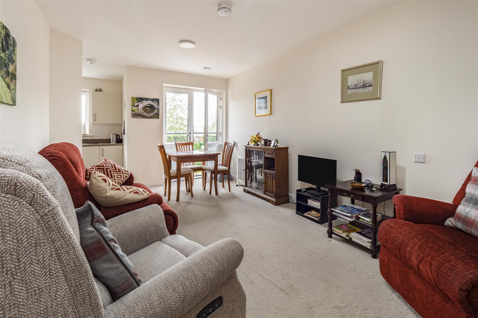 Springs Court, Cottingham