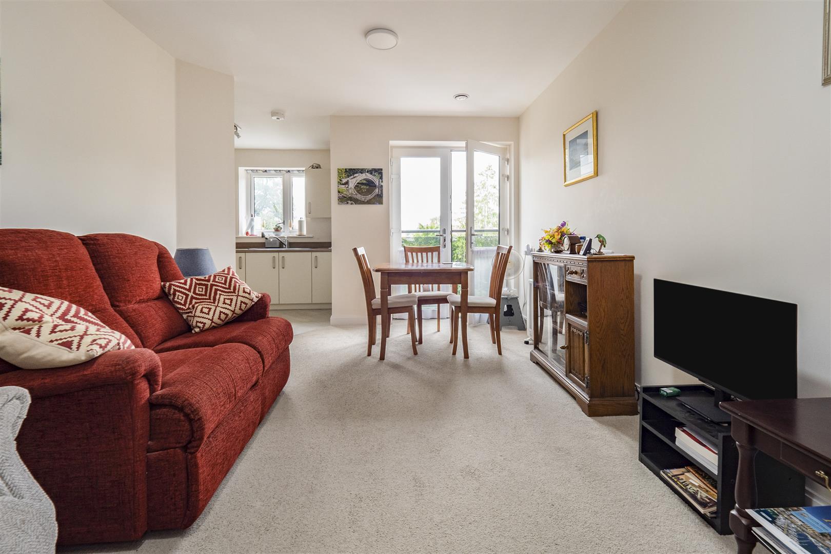 Springs Court, Cottingham