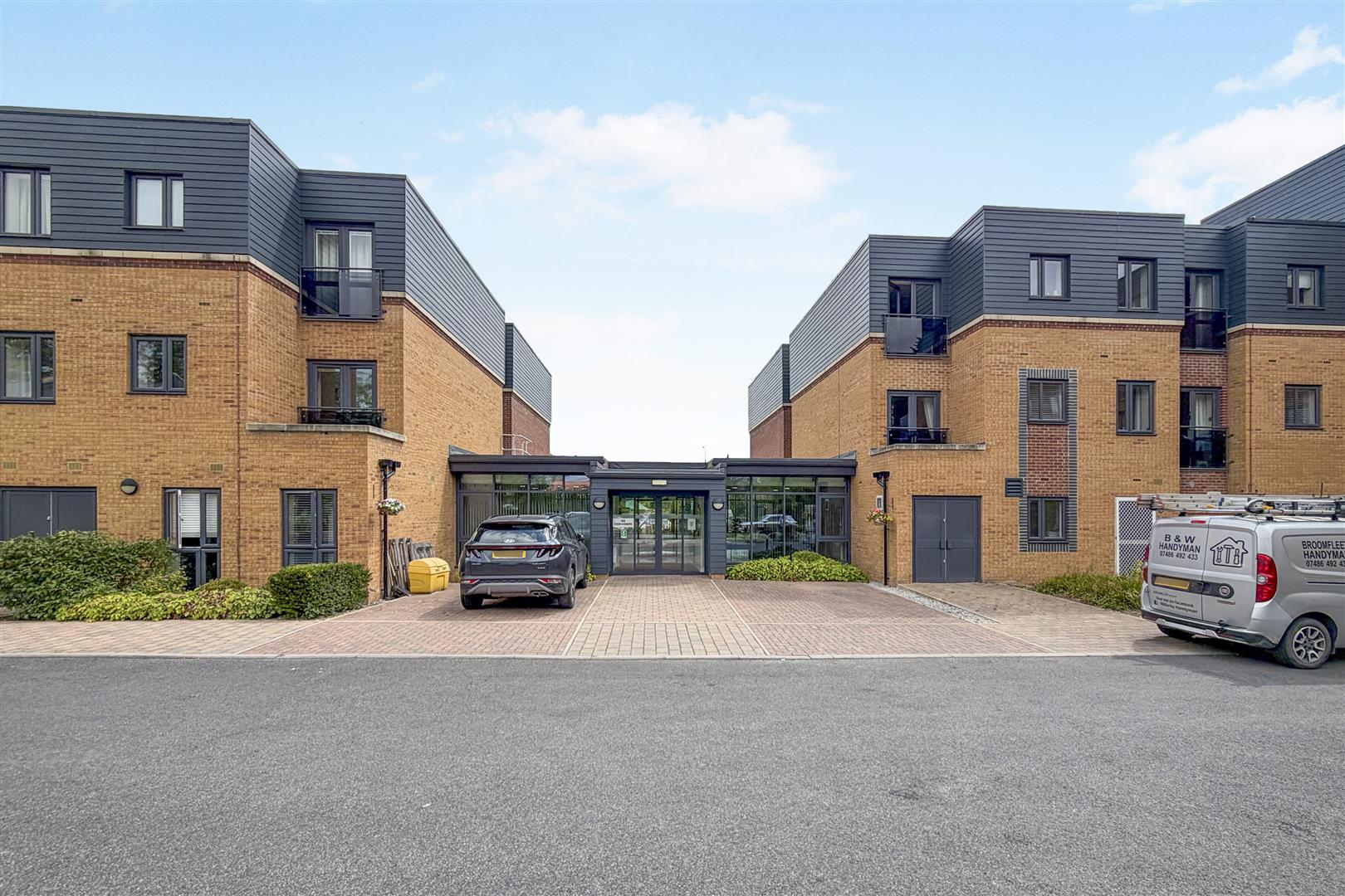 Springs Court, Cottingham