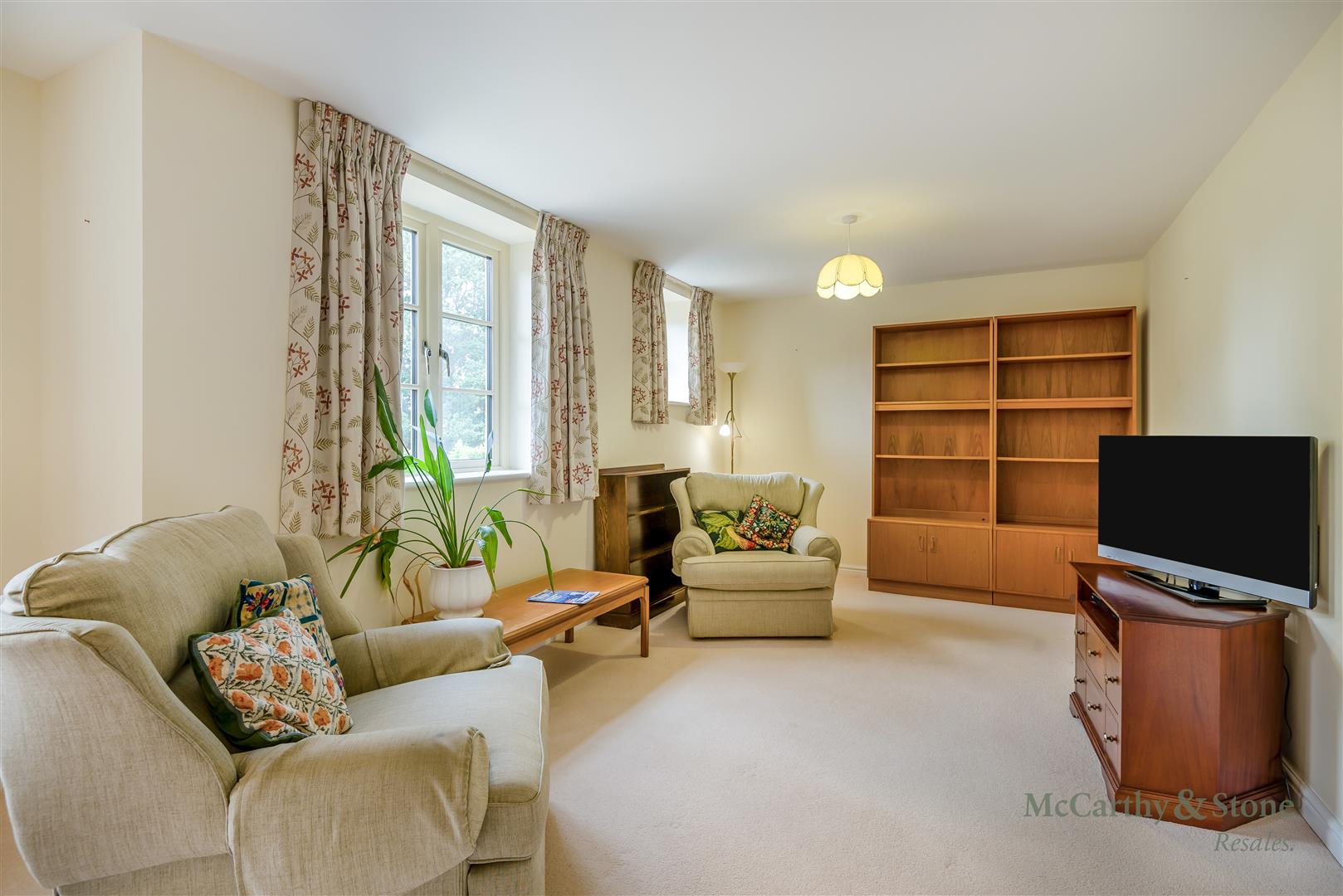 Lewsey Court, Mercer Way, Tetbury