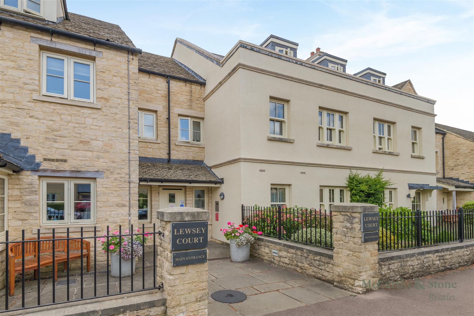 Lewsey Court, Mercer Way, Tetbury