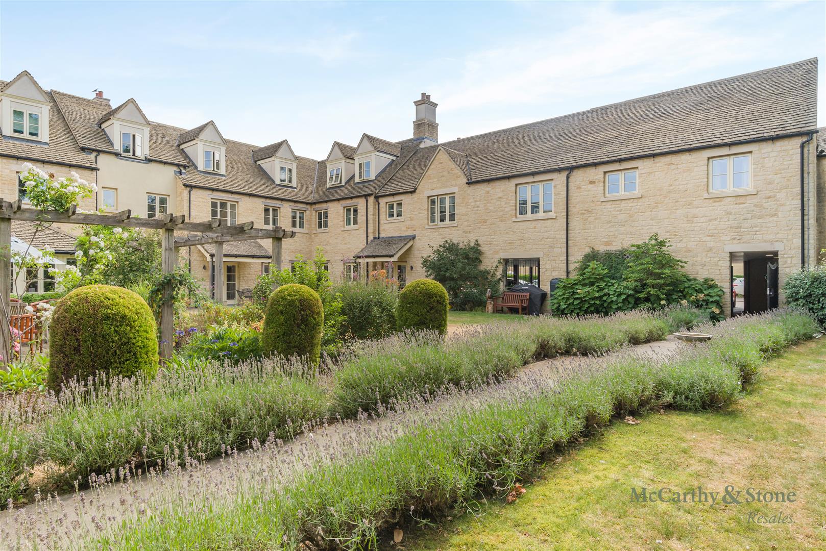 Lewsey Court, Mercer Way, Tetbury