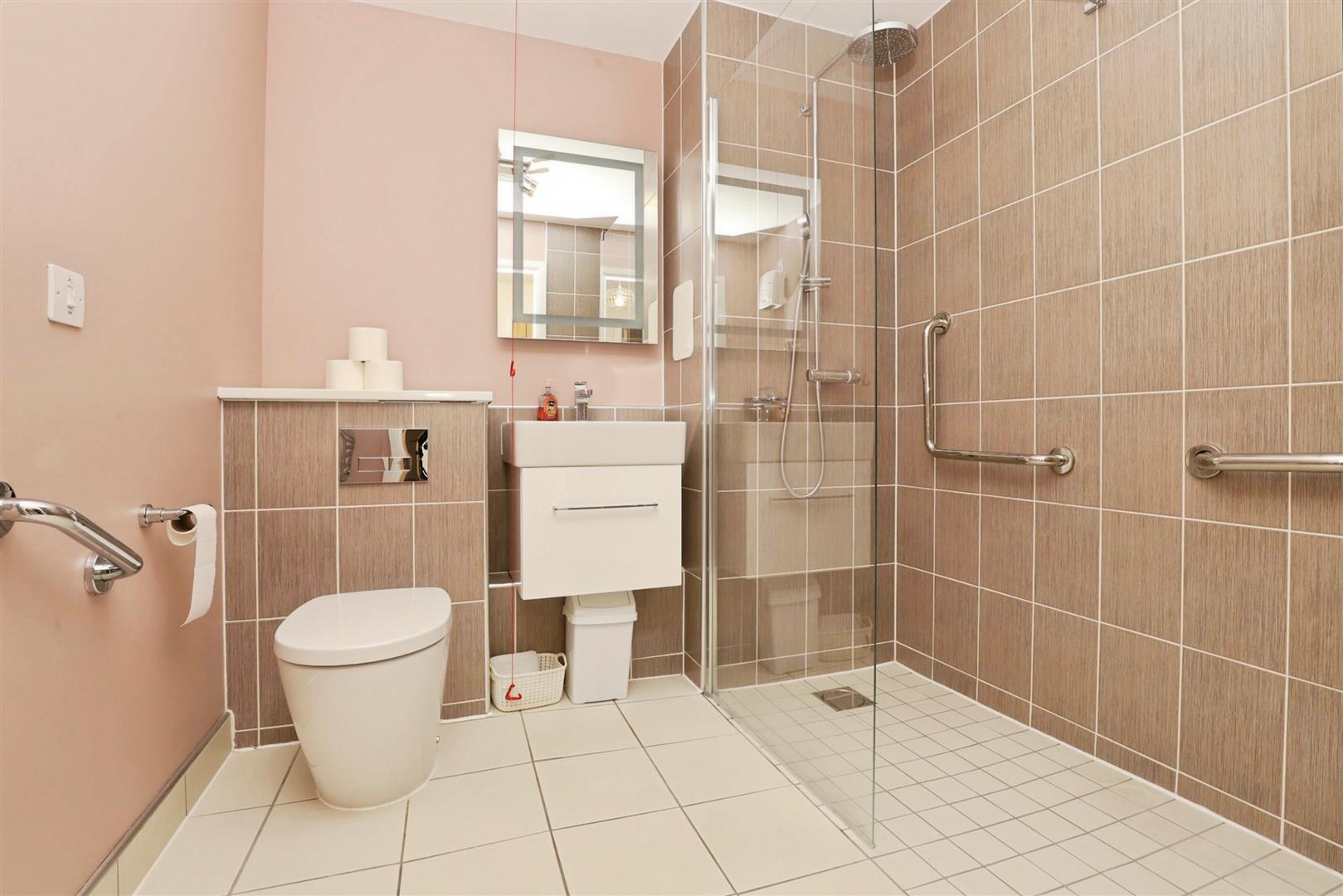 Greenwood Grove West, West Stewarton Road, Newton Mearns, Glasgow