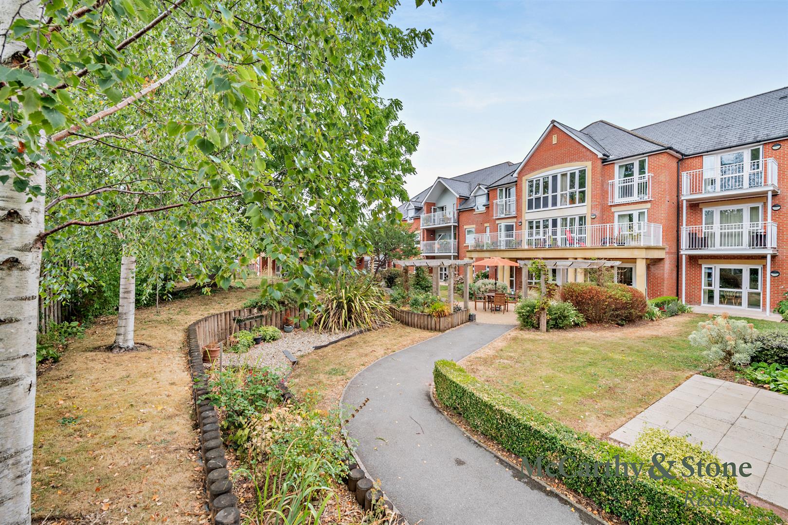 Dukes Court, Bulford, Wellington