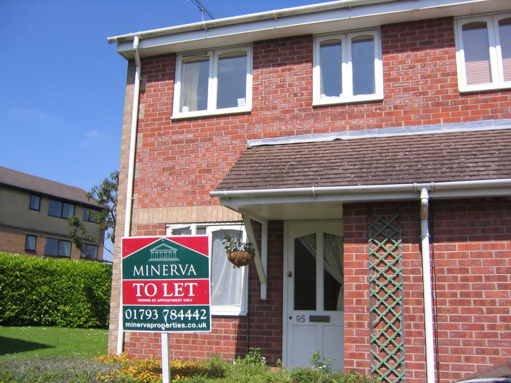 Farriers Close, SN1