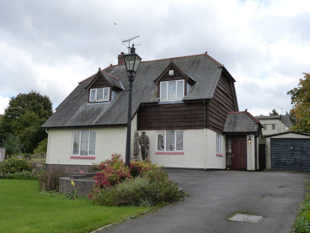 Idstone Road, Ashbury