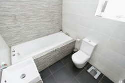 Mains Hill, Erskine, PA8 7