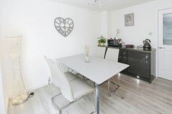 Mains Hill, Erskine, PA8 7