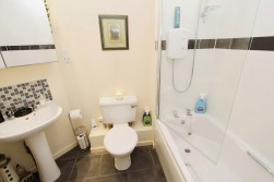 Spoolers Road, Paisley, PA1 2